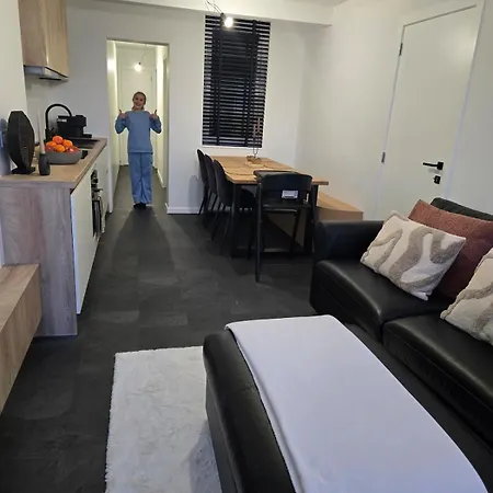 Beach Appartement De Panne 아파트