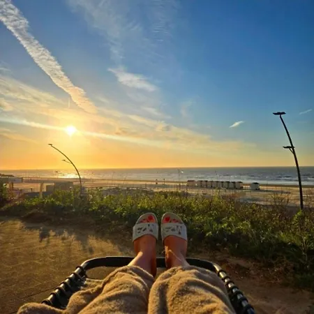 아파트 Beach Appartement De Panne *