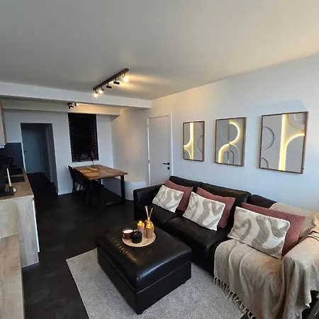 Beach Appartement De Panne 드판